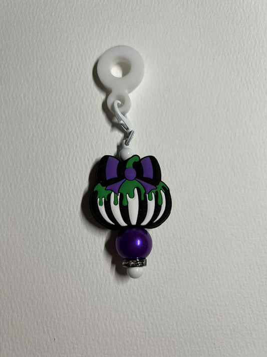 Straw Charm